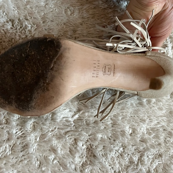 Stuart Weitzman Lovefringe sandals, size 9.5 - Picture 5 of 6